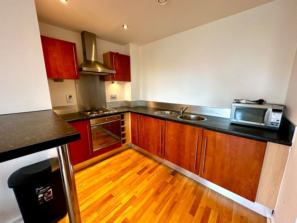 Property photo 2 of 10 Picture No. 17