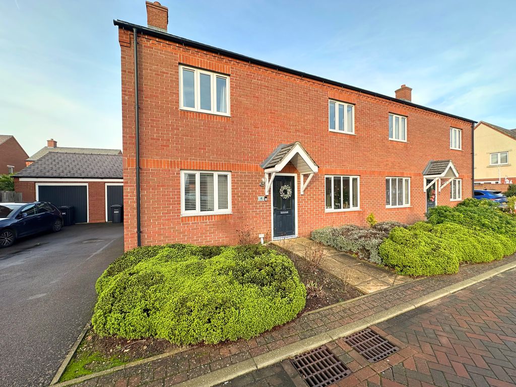 Property photo 1 of 22 Front External