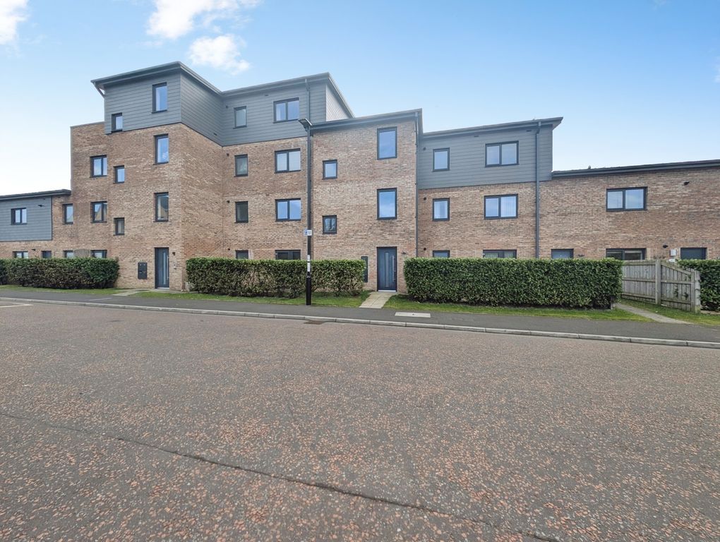 Property photo 2 of 16 Pbox-Img.Jpg