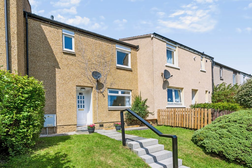 Property photo 2 of 23