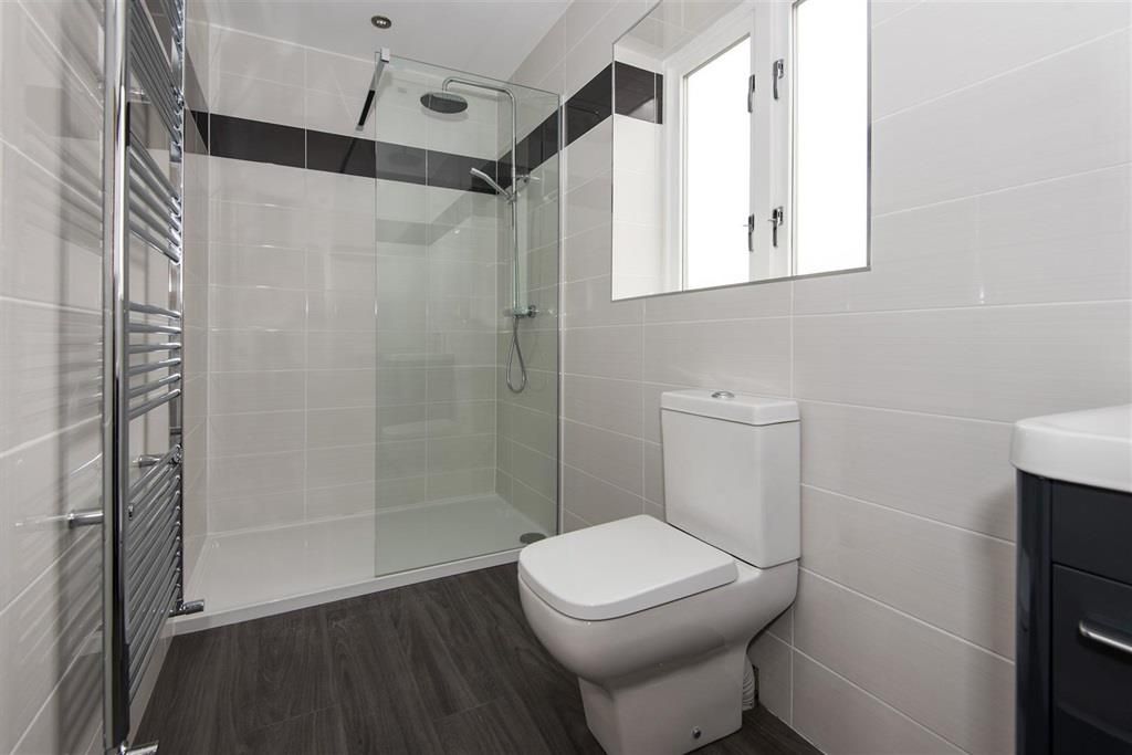 Property photo 3 of 5 Bathroom