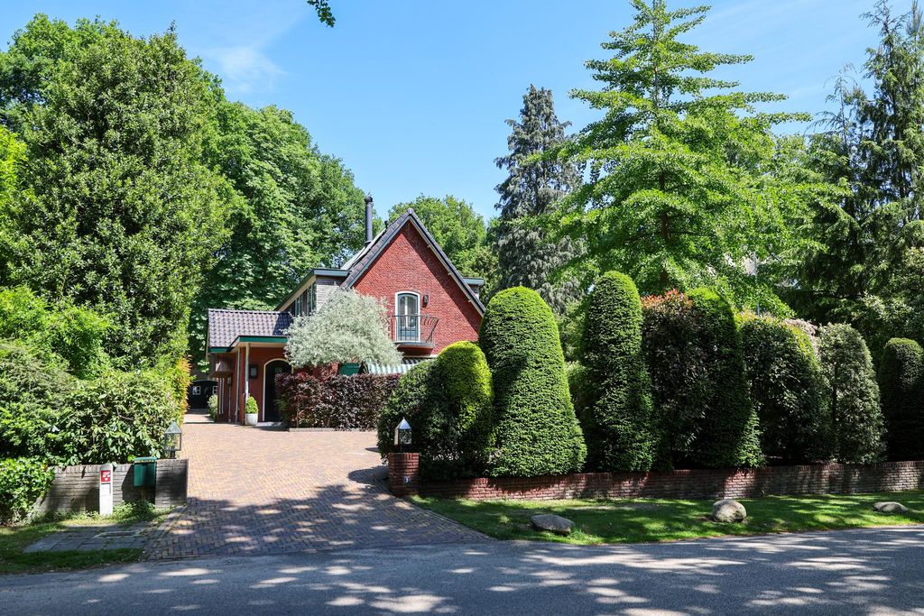 Property photo 3 of 51