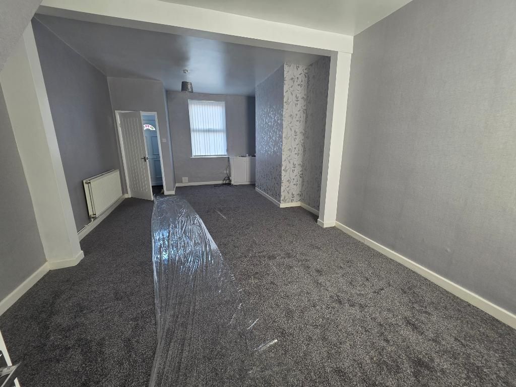 Property photo 2 of 9 Photo 2