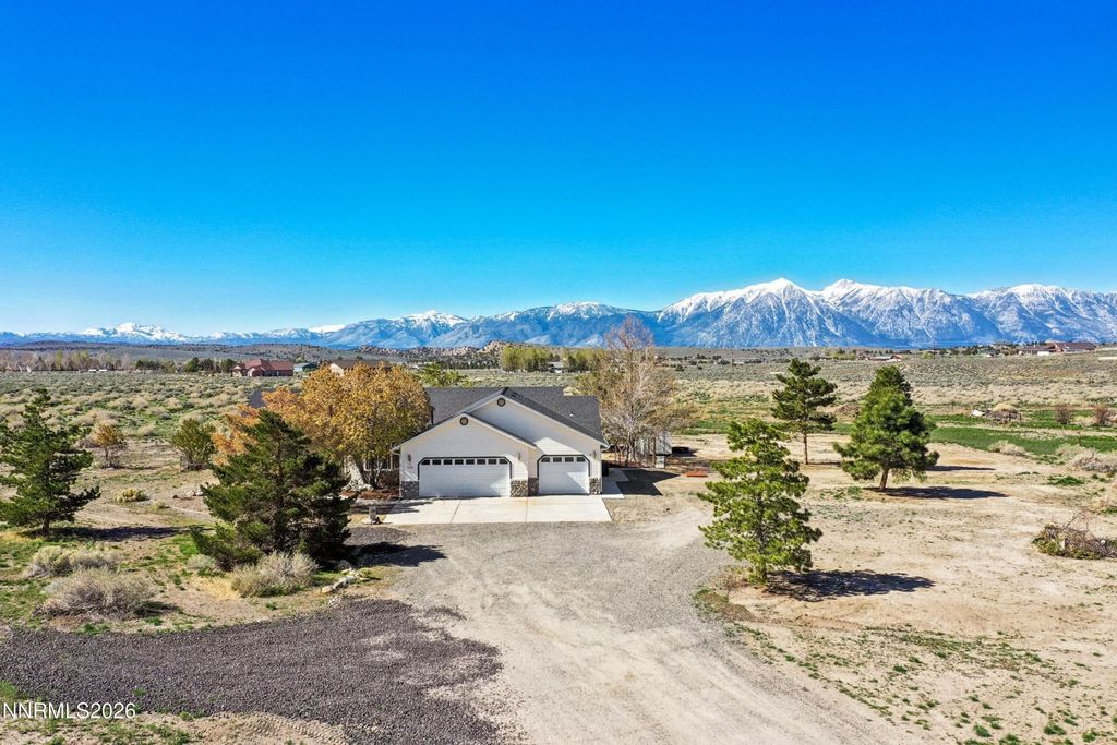 Property photo 1 of 25