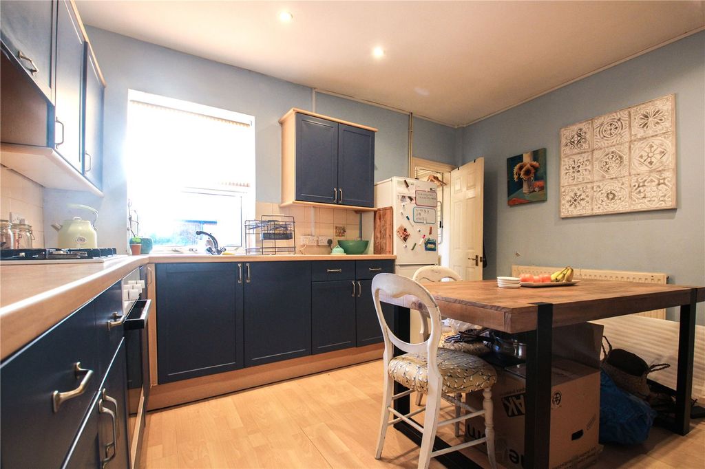 Property photo 2 of 9 Picture No. 07