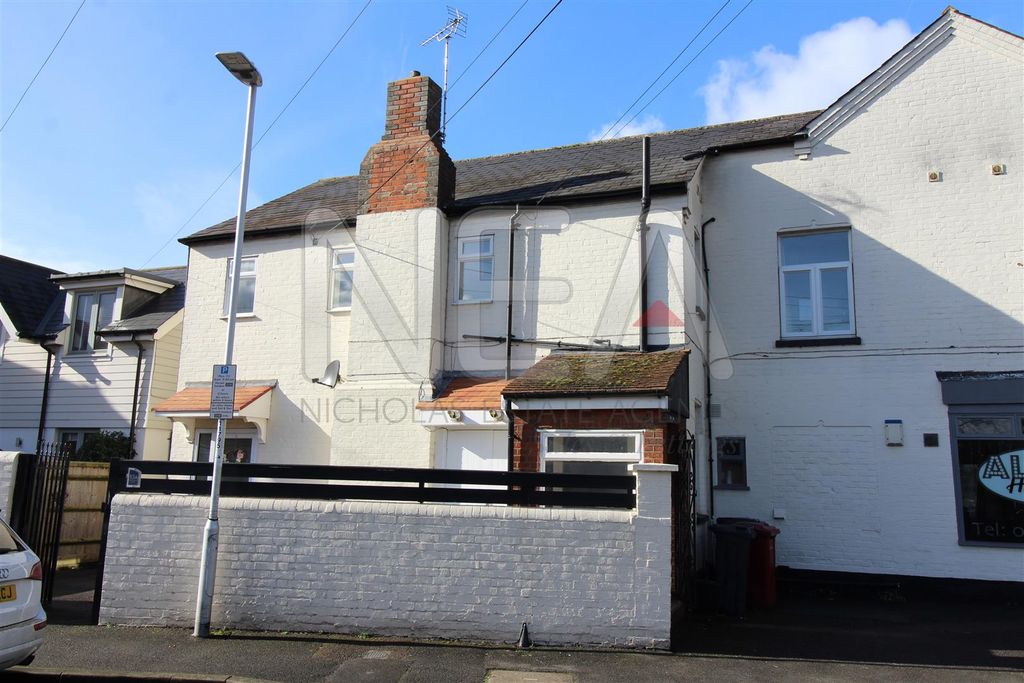 Property photo 2 of 12 Front