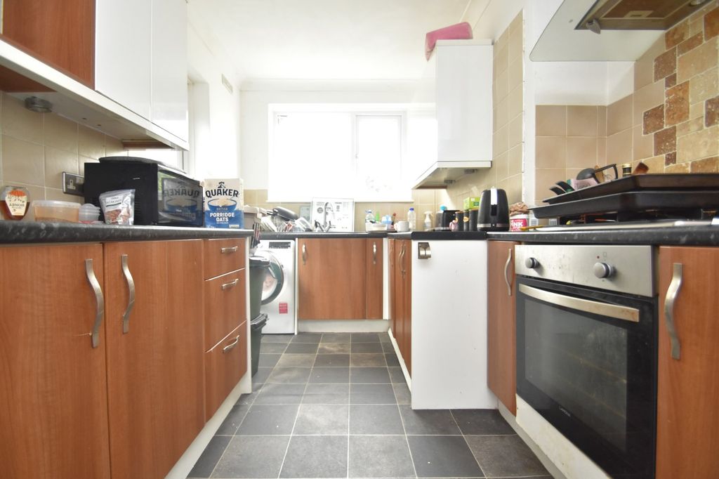 Property photo 3 of 4 Picture No. 05