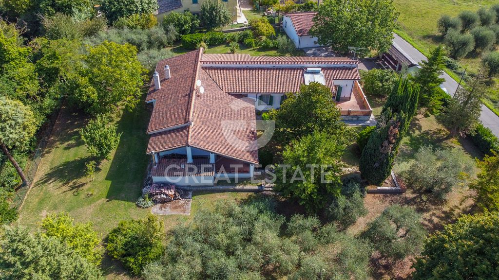 Property photo 3 of 29 Exteriors