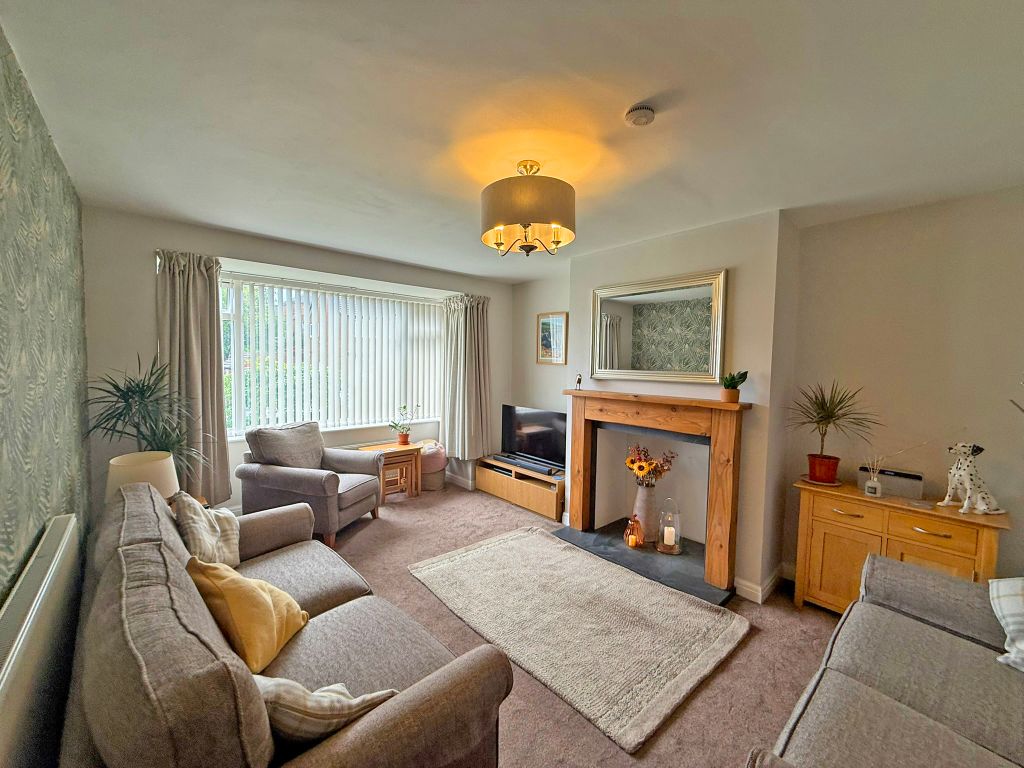 Property photo 2 of 14 Img_4928
