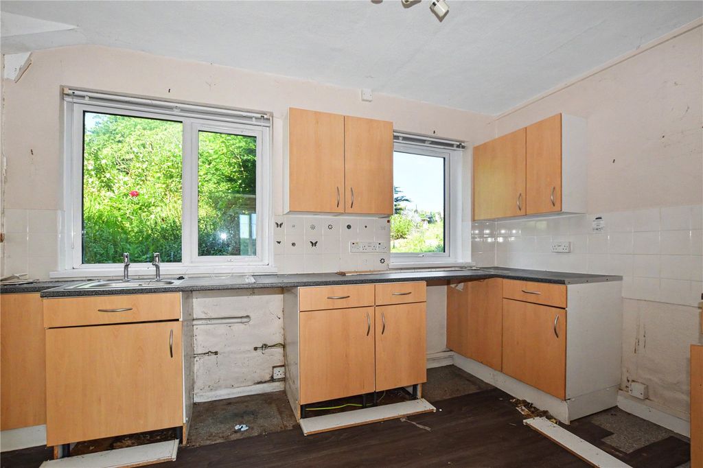 Property photo 3 of 17 Picture No. 10