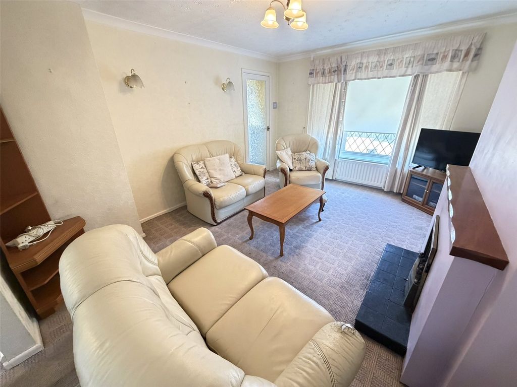 Property photo 3 of 15 Picture No. 06