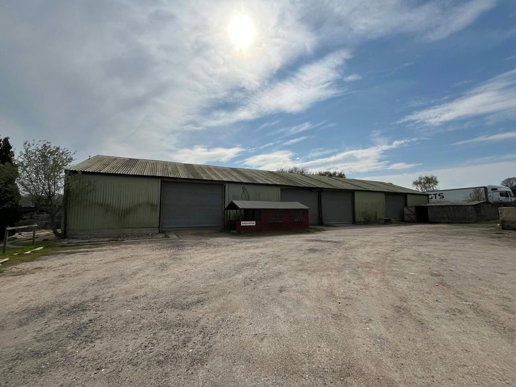 Property photo 1 of 8 Front.Jpg