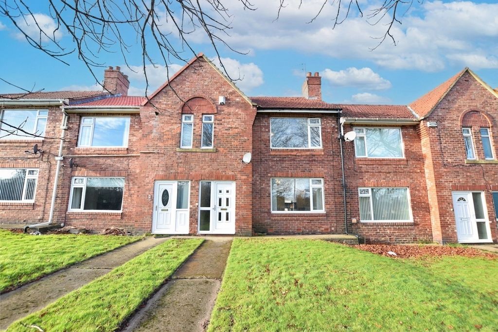 Property photo 1 of 10 External