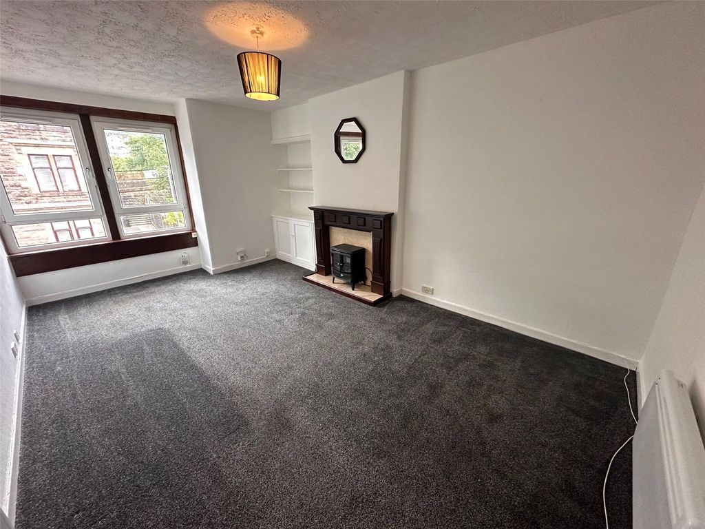 Property photo 2 of 12 Picture No. 37