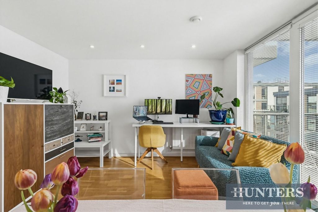 Property photo 2 of 8 Burgoyne House, -11-2.Jpg