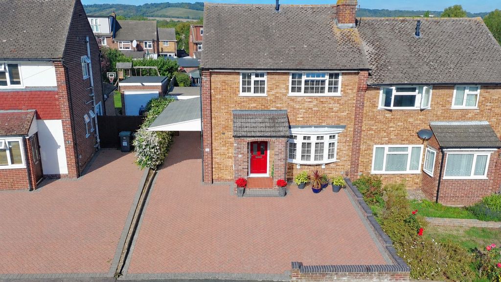 Property photo 1 of 29