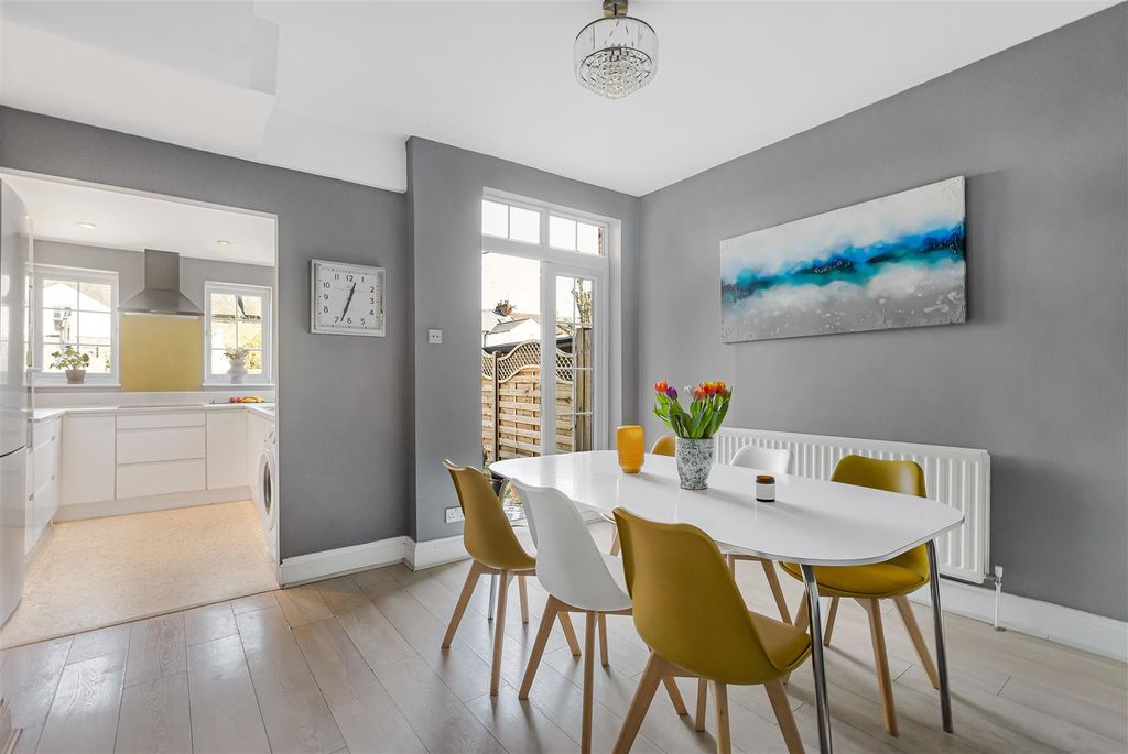 Property photo 2 of 44 Img_1699.Jpeg