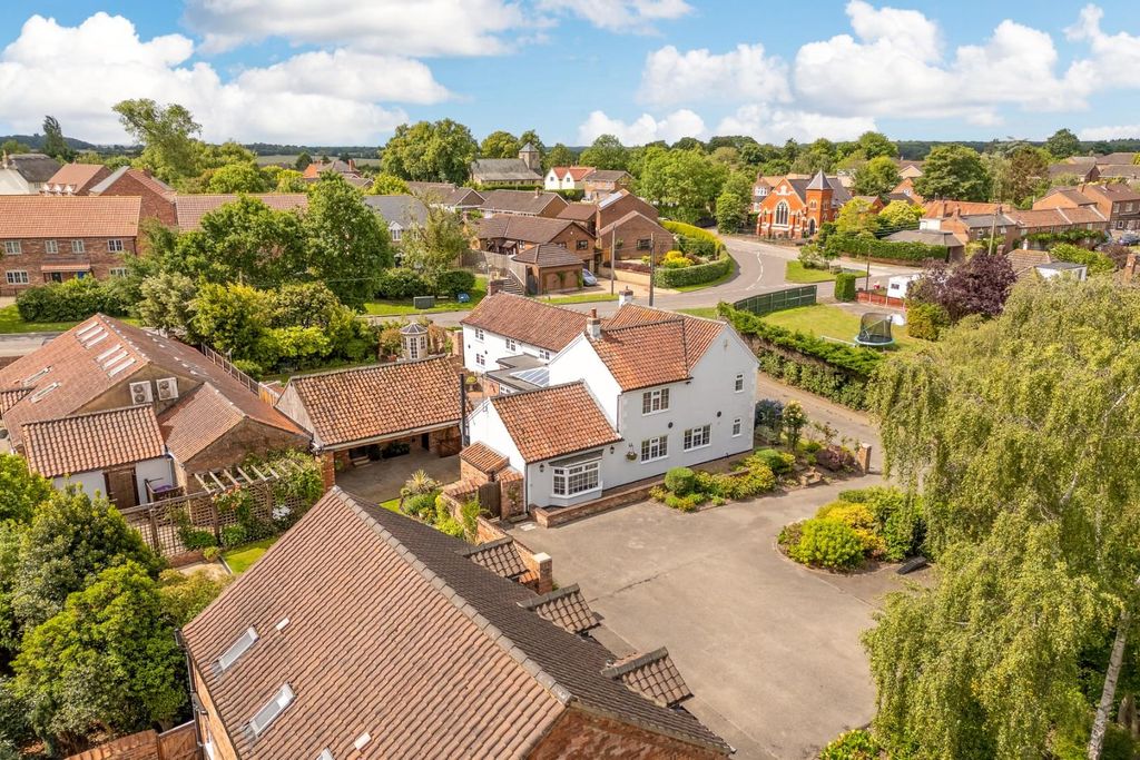 Property photo 1 of 45