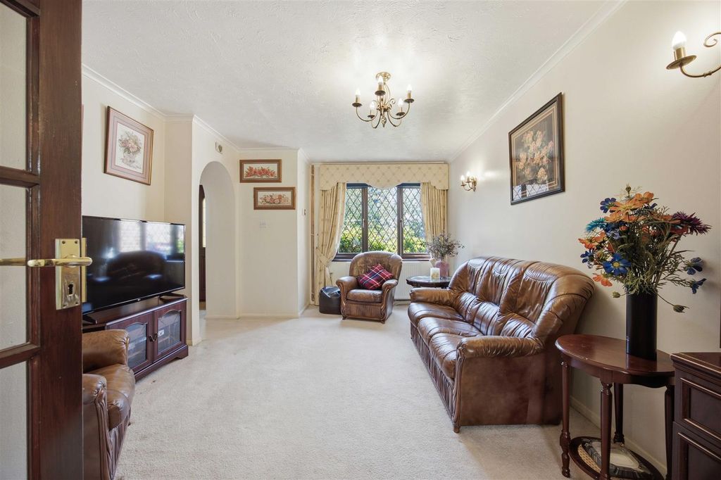 Property photo 2 of 15