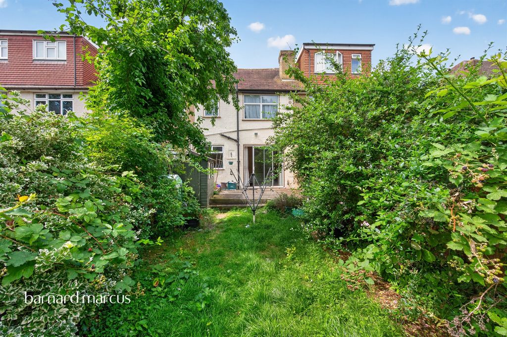 Property photo 3 of 14