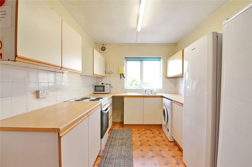 Property photo 1 of 9 Picture No. 30