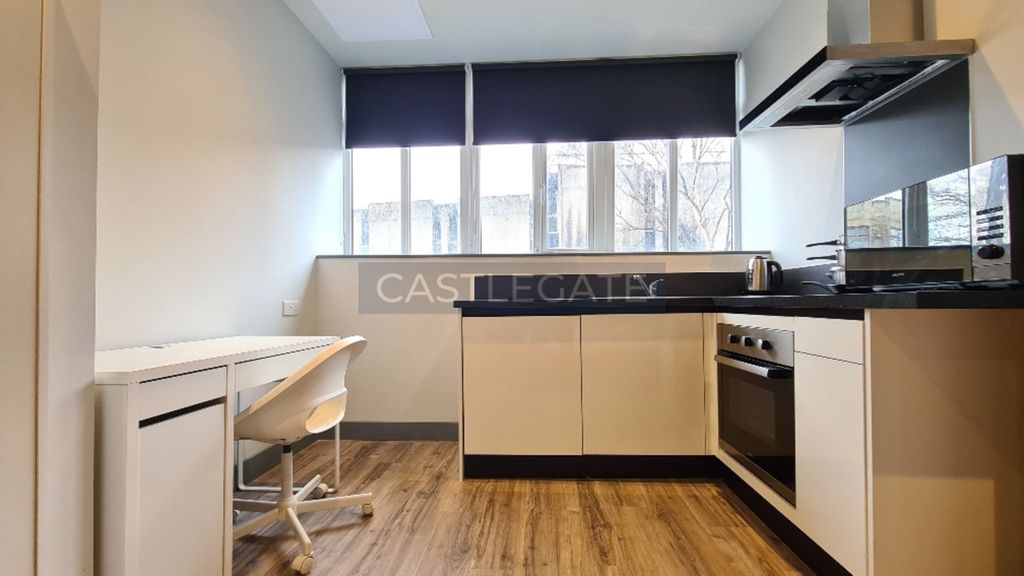 Property photo 1 of 10 Room 29, Renaissance Works, 105 New Street, Huddersfield, HD1 2As (7)