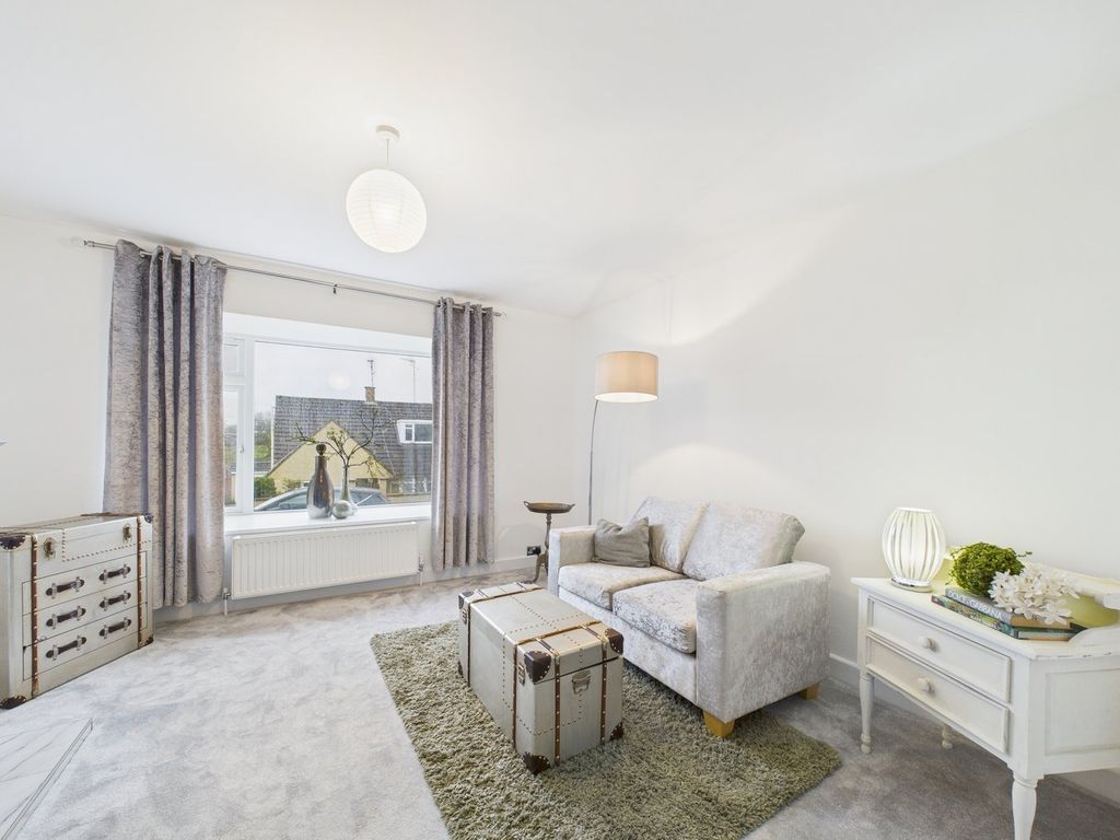 Property photo 3 of 24