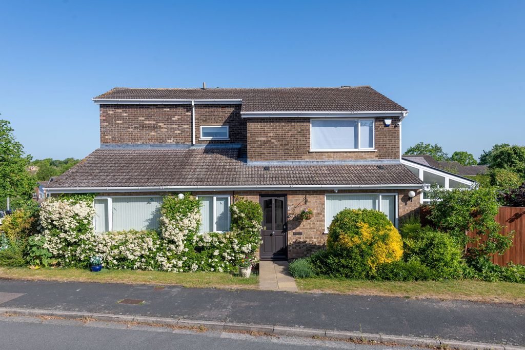 Property photo 1 of 23