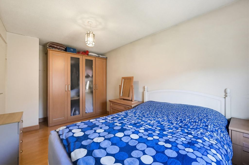 Additional image 6 of 3 bed end terrace house for saleLambert Lodge, Layton Road TW8