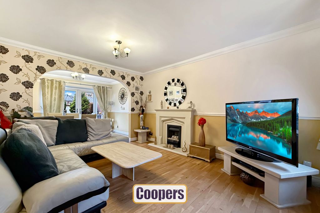 Property photo 3 of 16 Open Plan Lounge/Dining Room