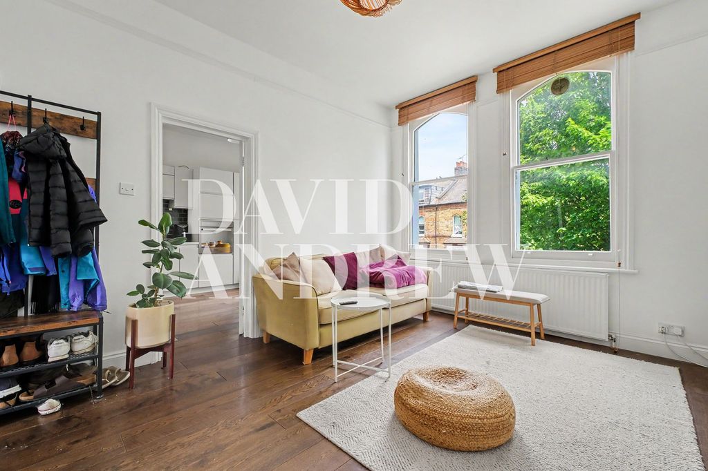 Property photo 3 of 11