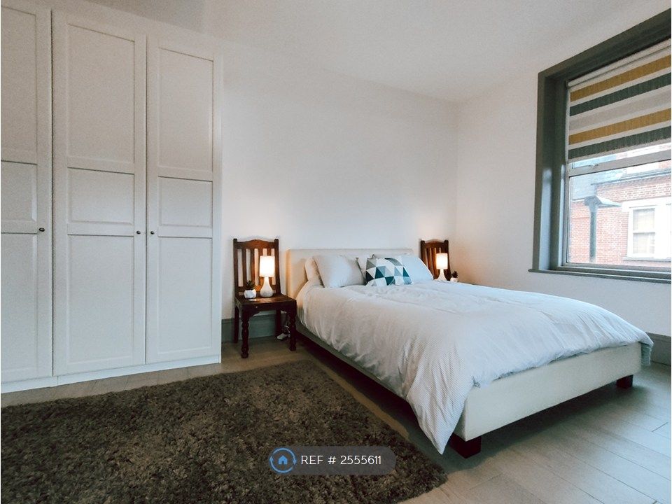 Property photo 2 of 29