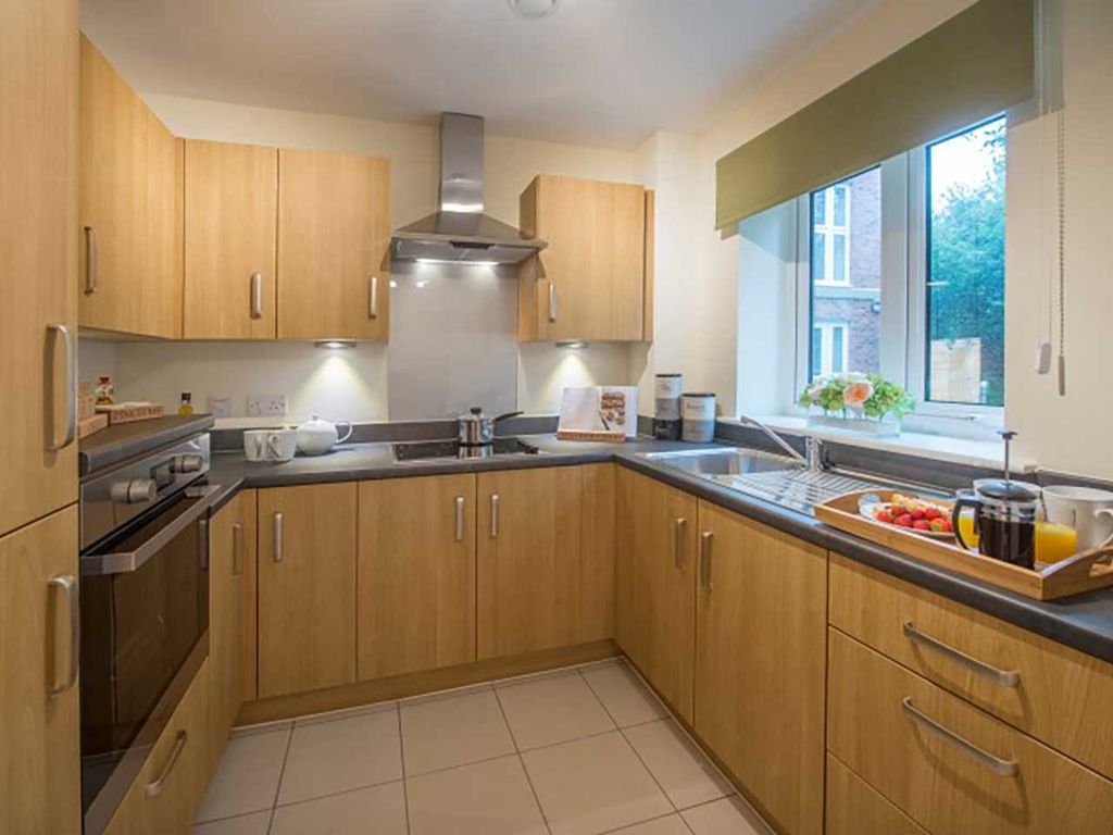 Property photo 2 of 7 Show Apartment Kitchen