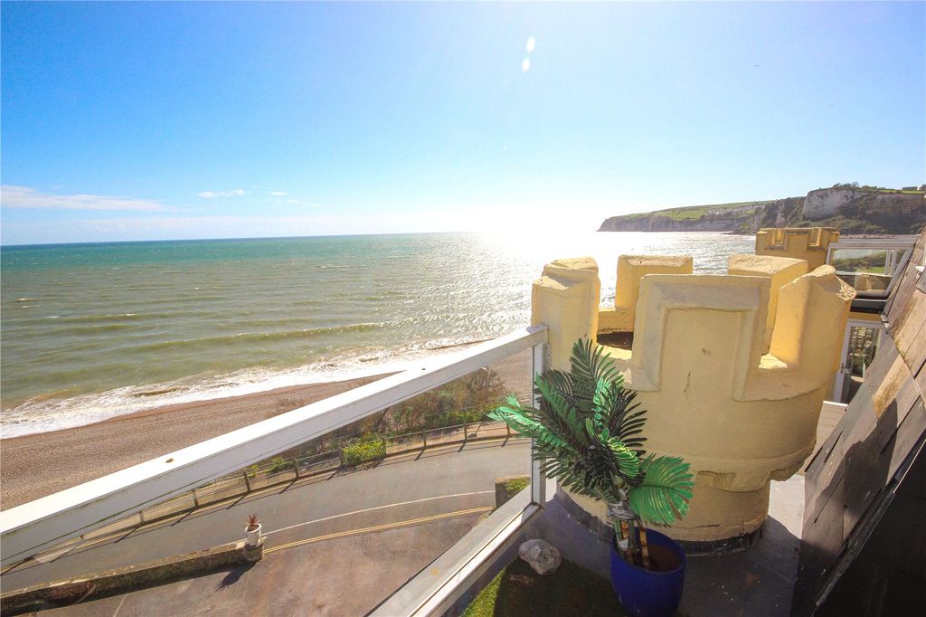 Property photo 2 of 15 Picture 2