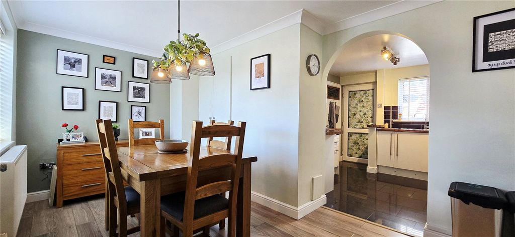 Property photo 3 of 16 Picture No. 49