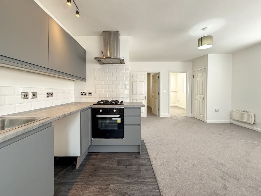 Property photo 3 of 12 4249525