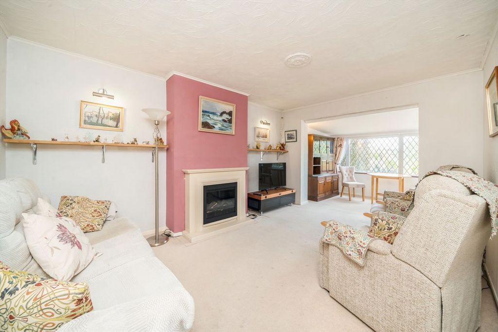 Property photo 3 of 8