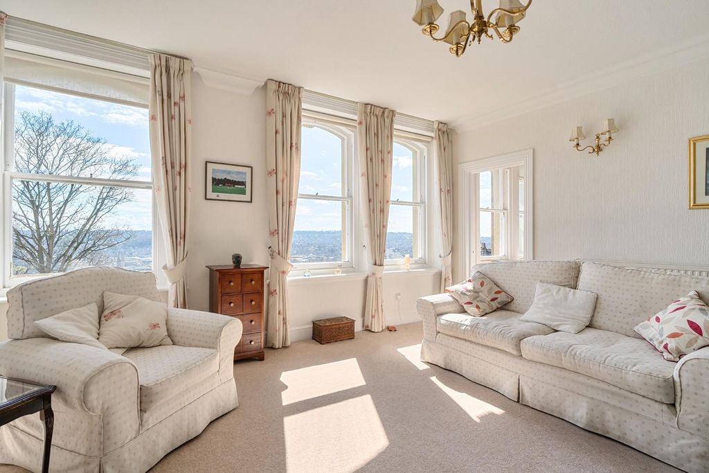 Property photo 3 of 33 1437170-22-69Cbf23B0c30F.Jpg