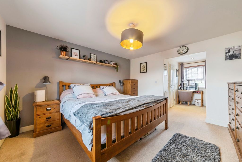 Property photo 2 of 25