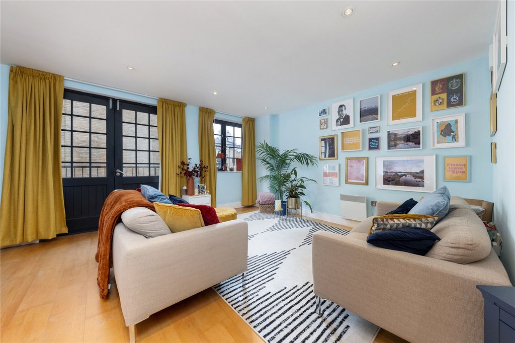 Property photo 1 of 15 Picture No. 02