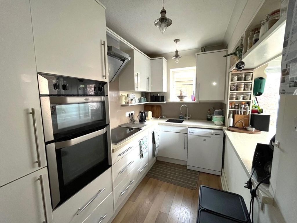 Property photo 2 of 25 4199 Kitchen.Jpg