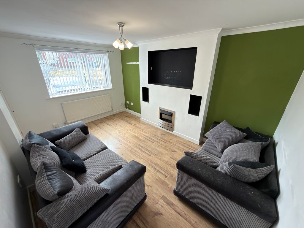 Property photo 3 of 10 Image