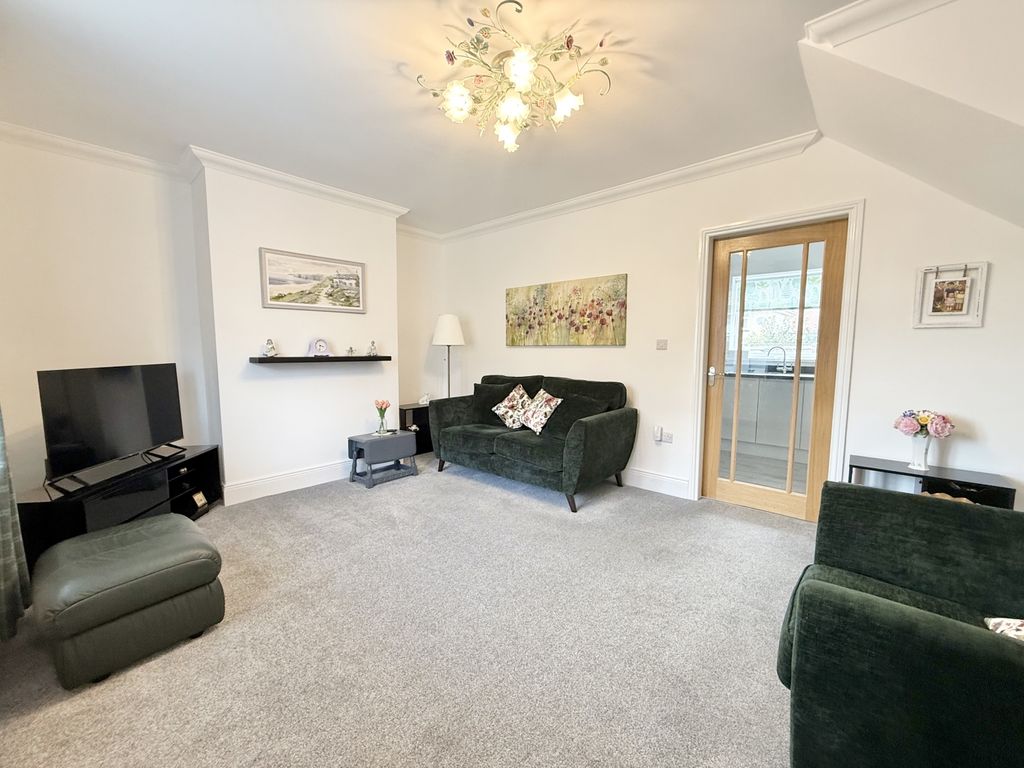 Property photo 3 of 20 Img_8126