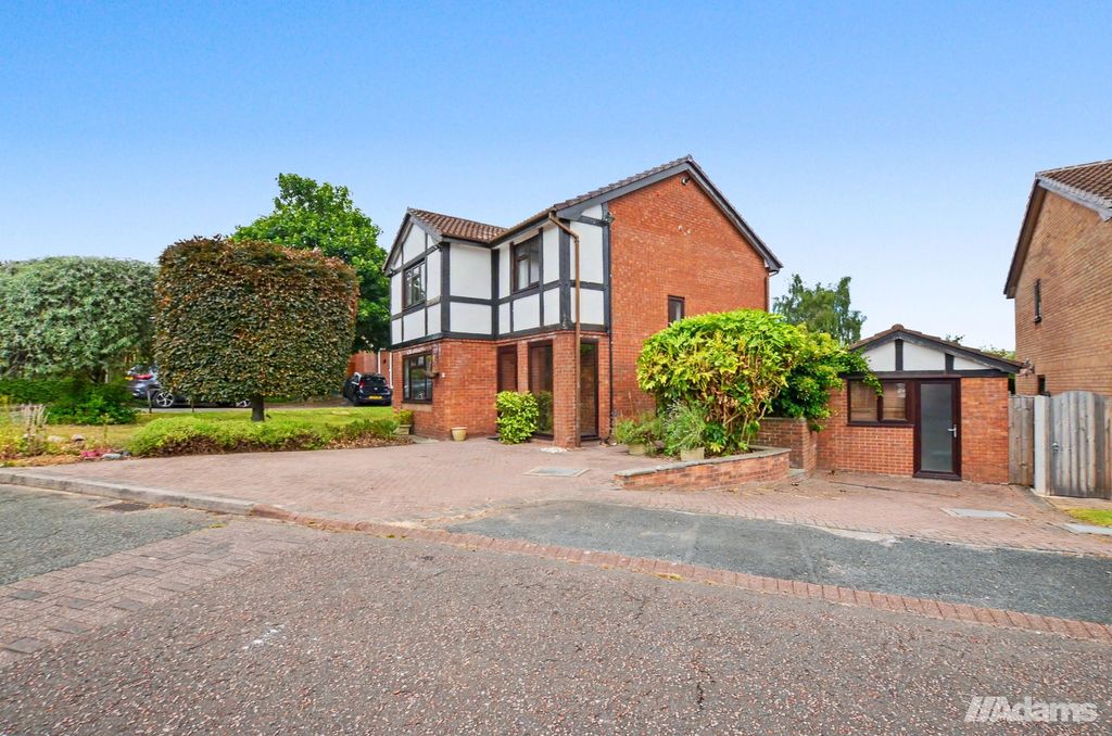Property photo 2 of 38