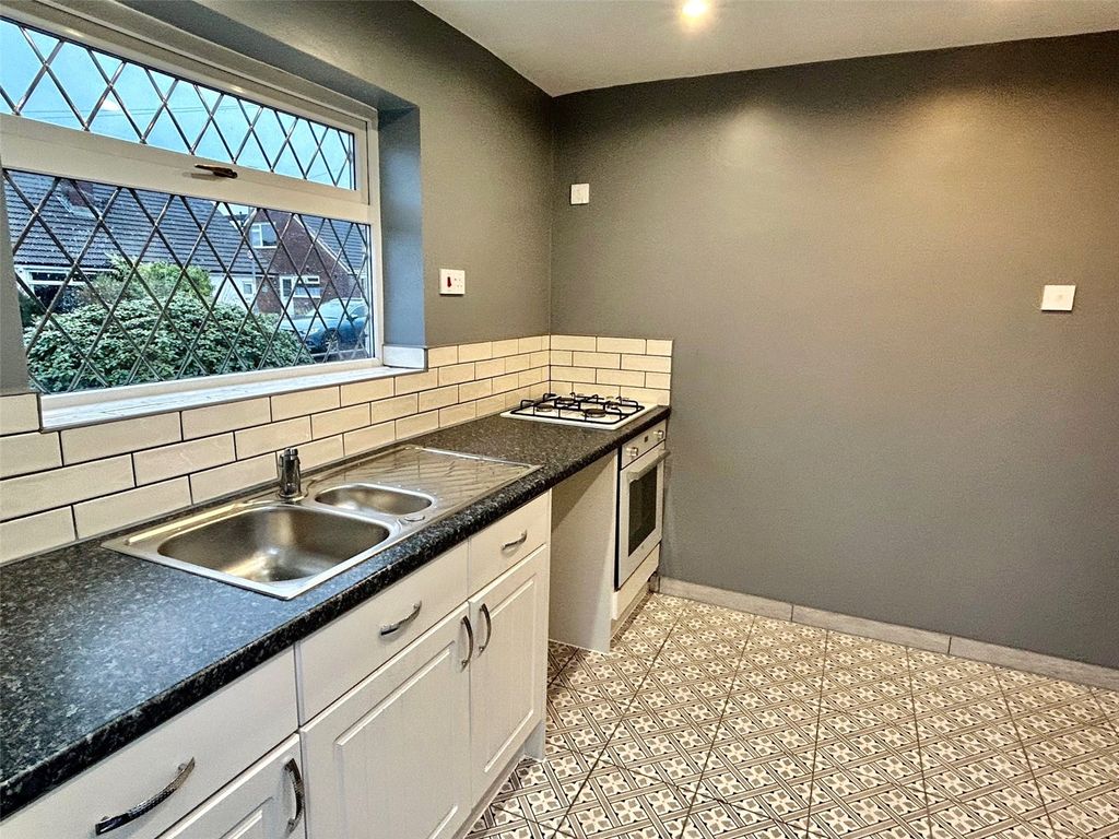 Property photo 3 of 13 Kitchen