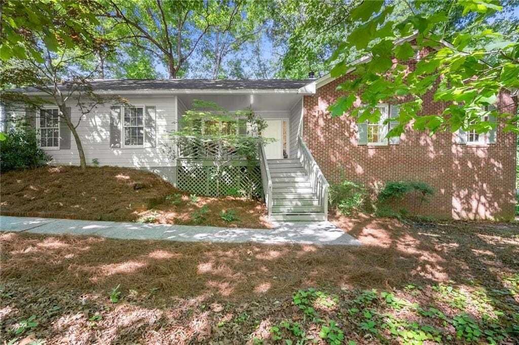 Property photo 1 of 31