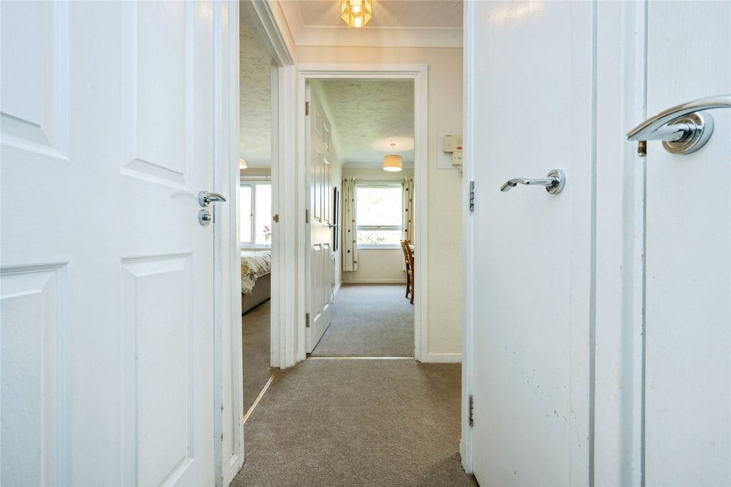 Additional image 7 of 2 bed flat for saleRosebury Court, Water Lane, Leighton Buzzard, Bedfordshire LU7