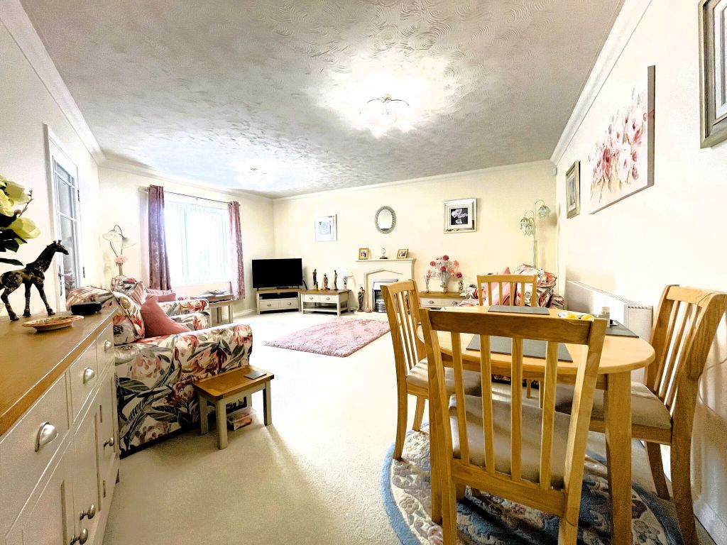 Property photo 2 of 7