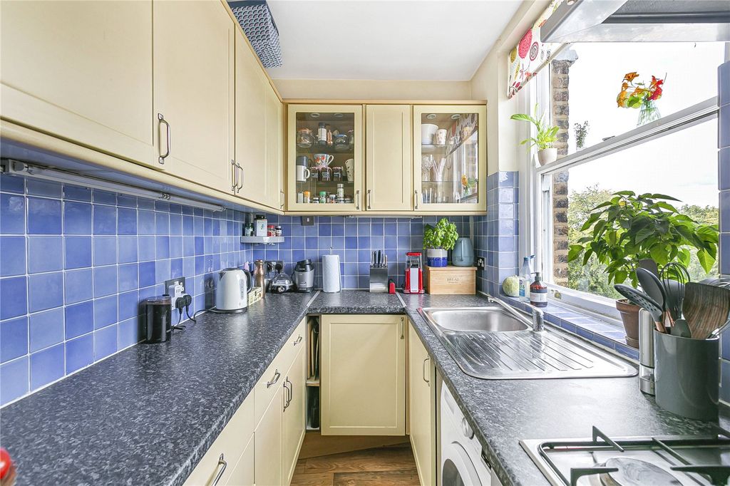 Property photo 3 of 15 Kitchen