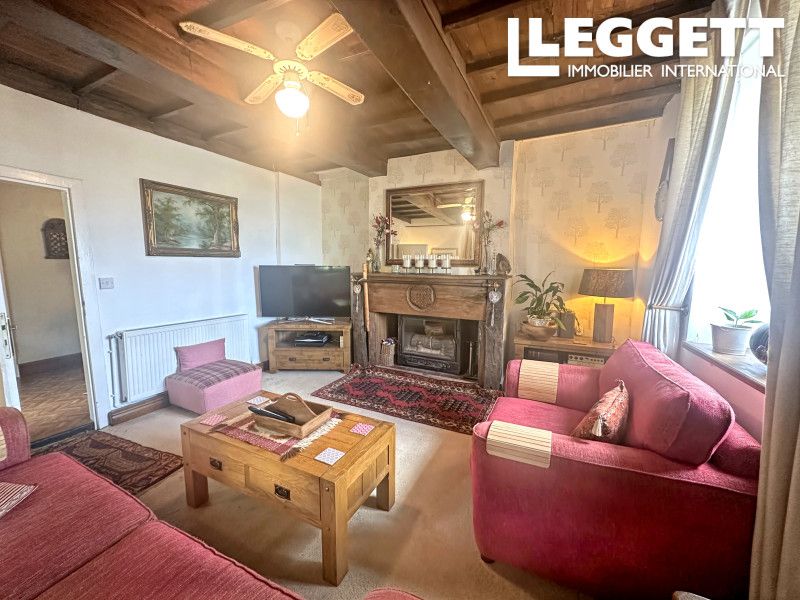 Property photo 3 of 10